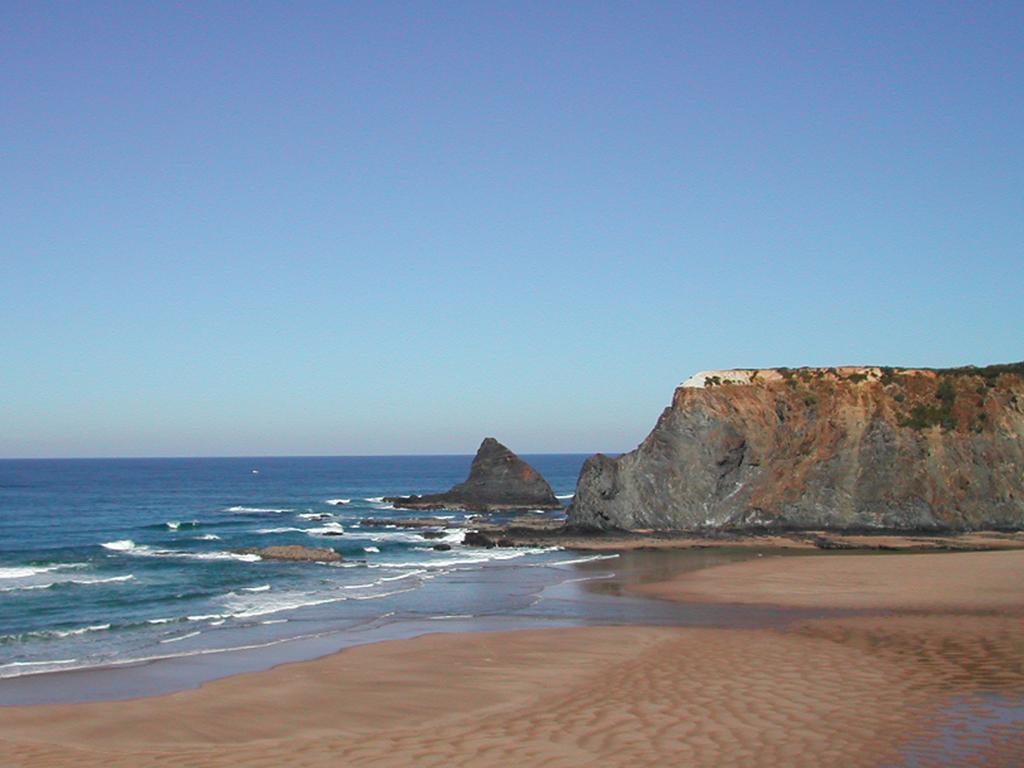 Pedra Dos Corvos Beach House Odeceixe Kültér fotó